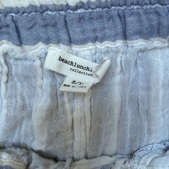Beachlunchlounge Blue & White striped shorts size small - Picture 5 of 7